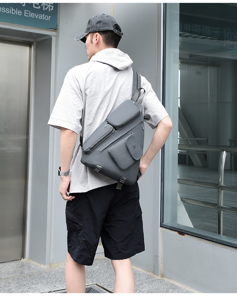 2025 New cross-border men's chest bag, casual men's bag, large-capacity retro multi-functional crossbody bag, soft leather single-shoulder bag undefined