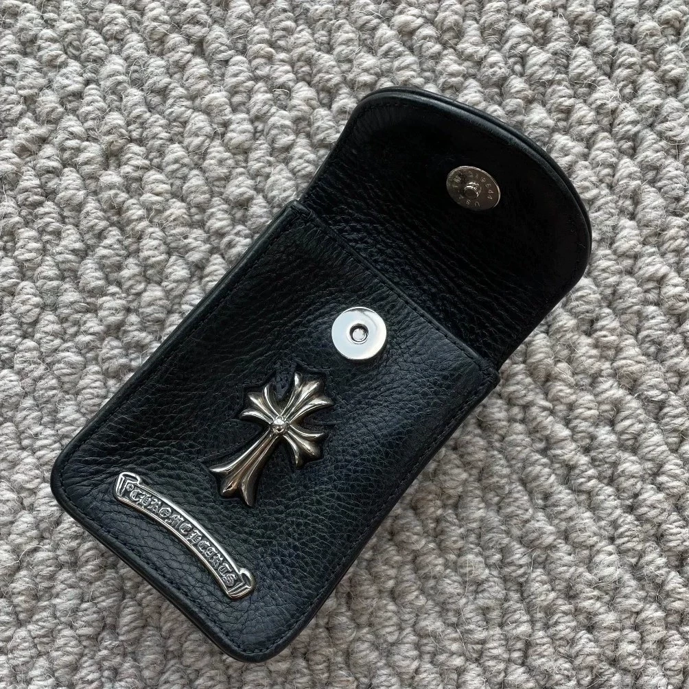Import leather belt, cigarette case, small one-shoulder bag, chain, chain bag