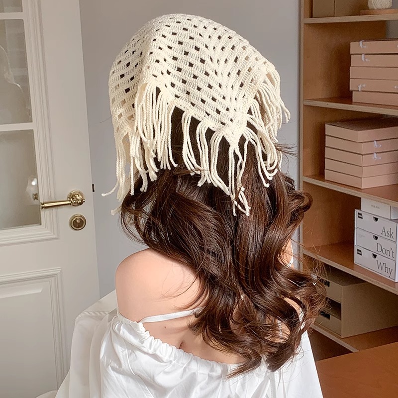Knitted scarf