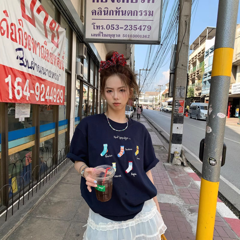 Huanghuangjia Small Sock Embroidery Short-Sleeve 2025 Summer New Niche Design Ins Style Versatile Loose T-Shirt for Women