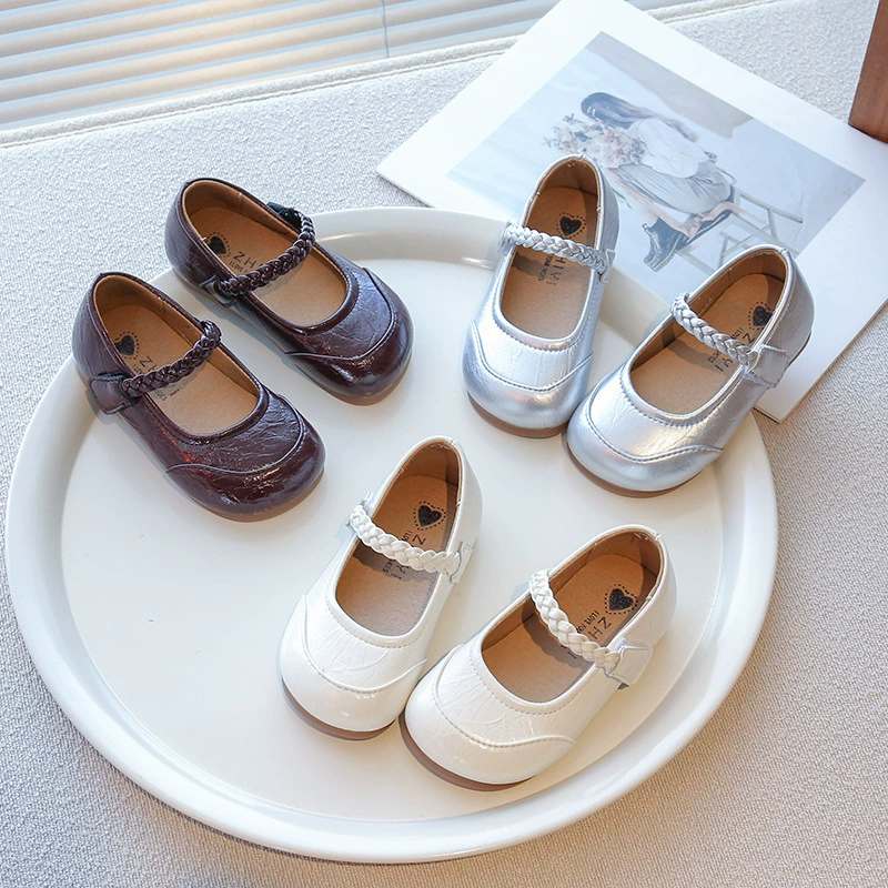 Rins Маленькие кожаные туфли для детей весна и осень 2025 новая корейская версия для девочек