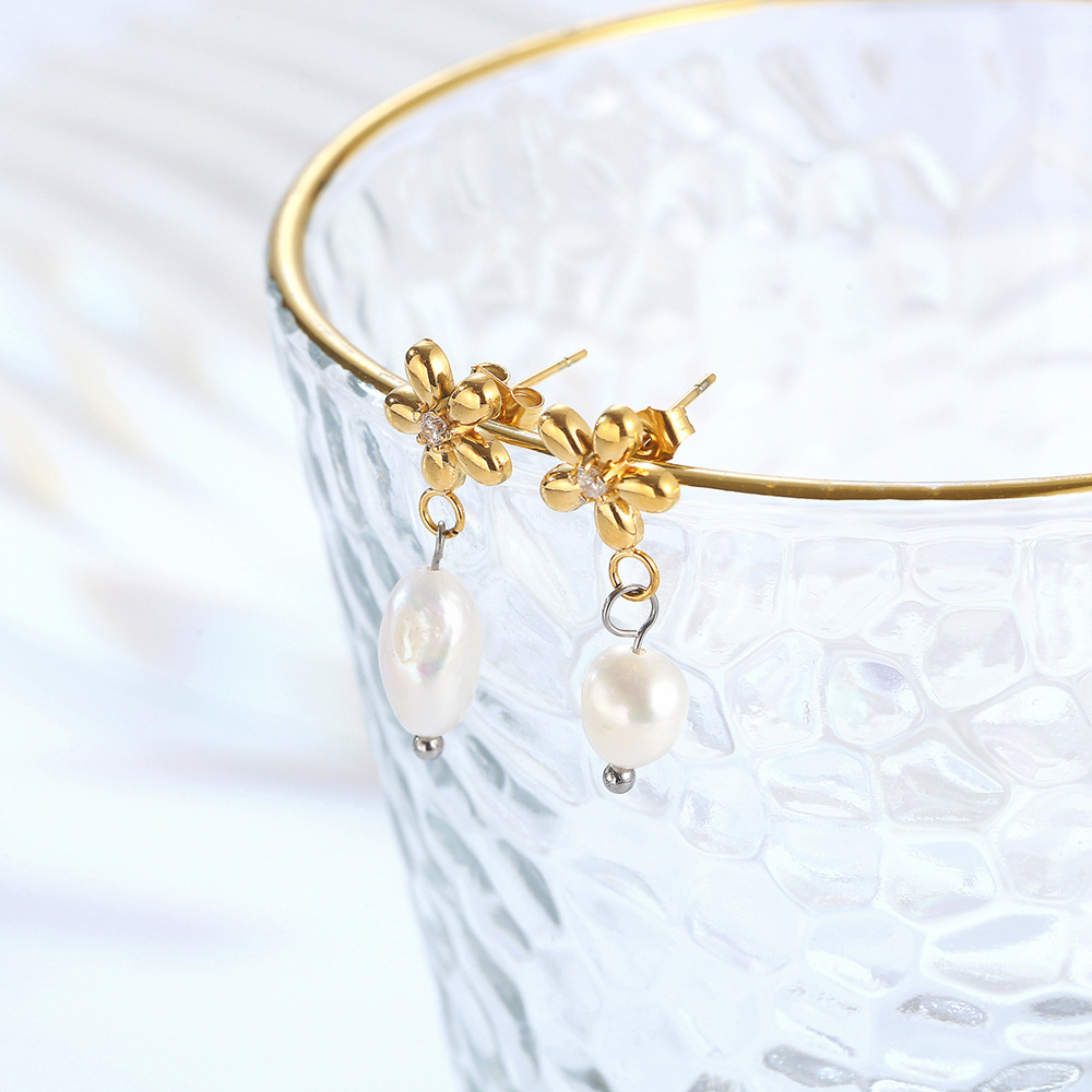304 Stainless Steel Ear Needle Material Real Gold Plated Plating Material PVD Coated Real Gold Plated 18K Gold Flower 304 Stainless Steel Elegant Waterproof Non Tarnish Drop Earrings
