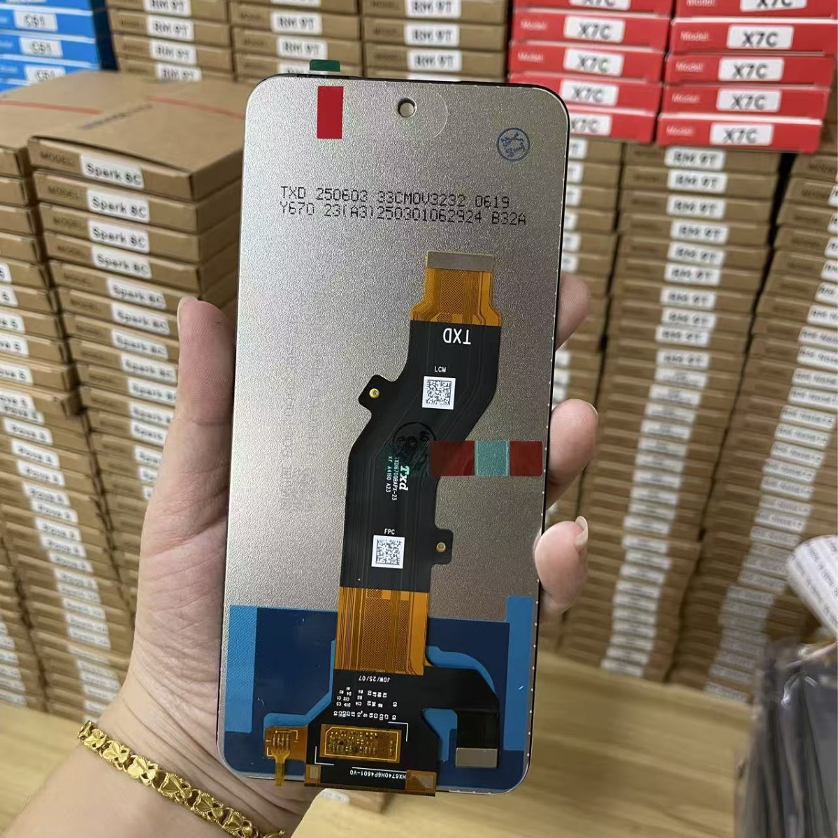 Aplicable para el conjunto de pantalla LCD de teléfono móvil Infinix smart9 X6532 / hot50i LCD