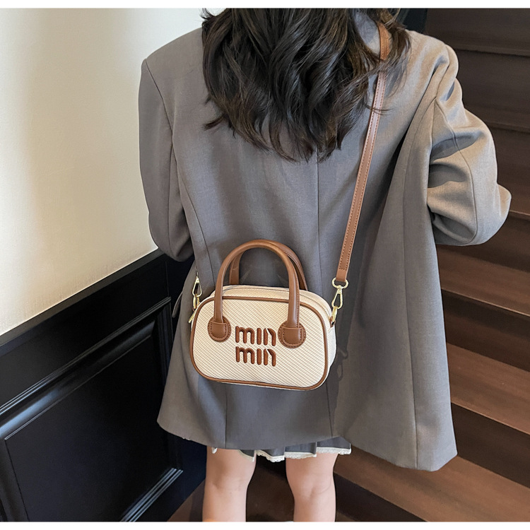 Women's bag 2025 Summer New style trendy and stylish small square bag, Boston retro hand-held pillow bag, single-shoulder crossbody bag undefined