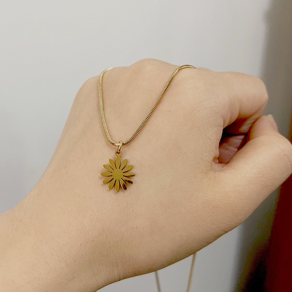 Simple Style Geometric Titanium Steel Plating Pendant Necklace 1 Piece