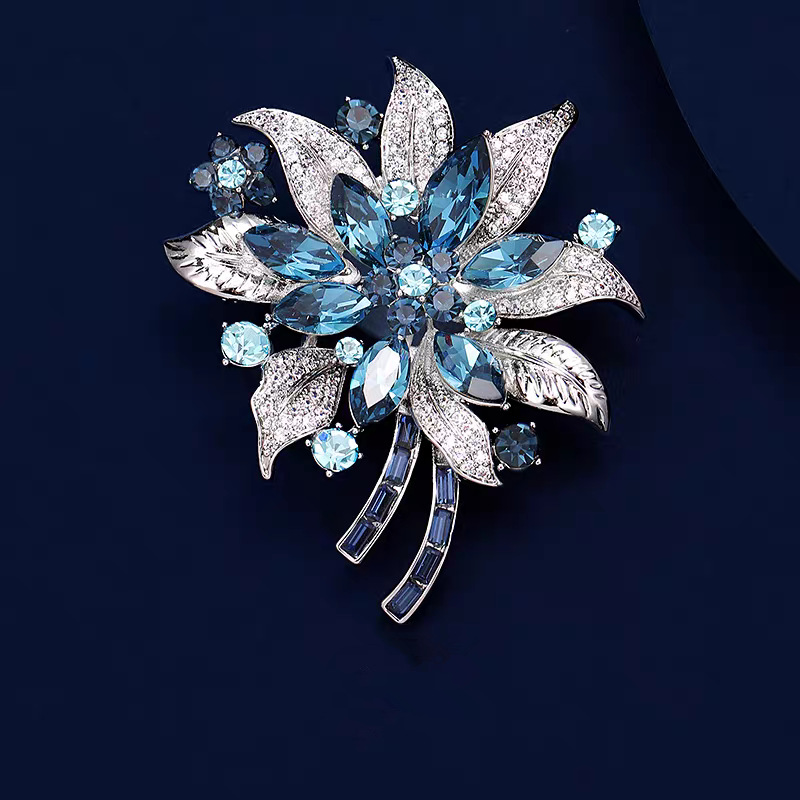 Kristallen broche voor dames rozenbloem speld luxe accessoire_voghion.com