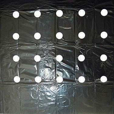 Пластиковая пробивная мульчирующая пленка PE сельскохозяйственная экспортная мульчирующая пленка черный лист изоляционная пробивная пленка 95* 10m прополка