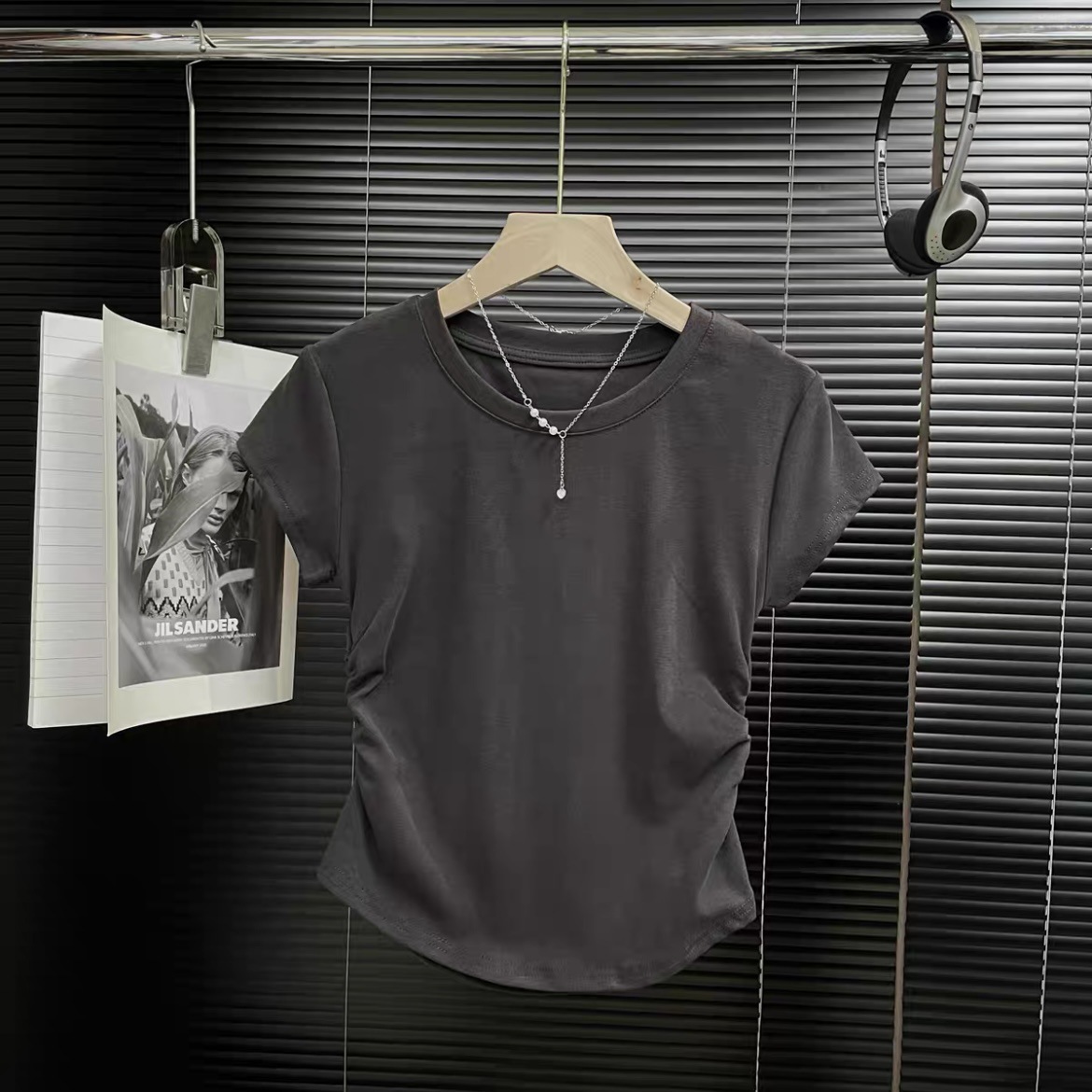 Women's Gender Wholesale Women's Casual Solid Color Short Sleeve Pleated T-Shirts