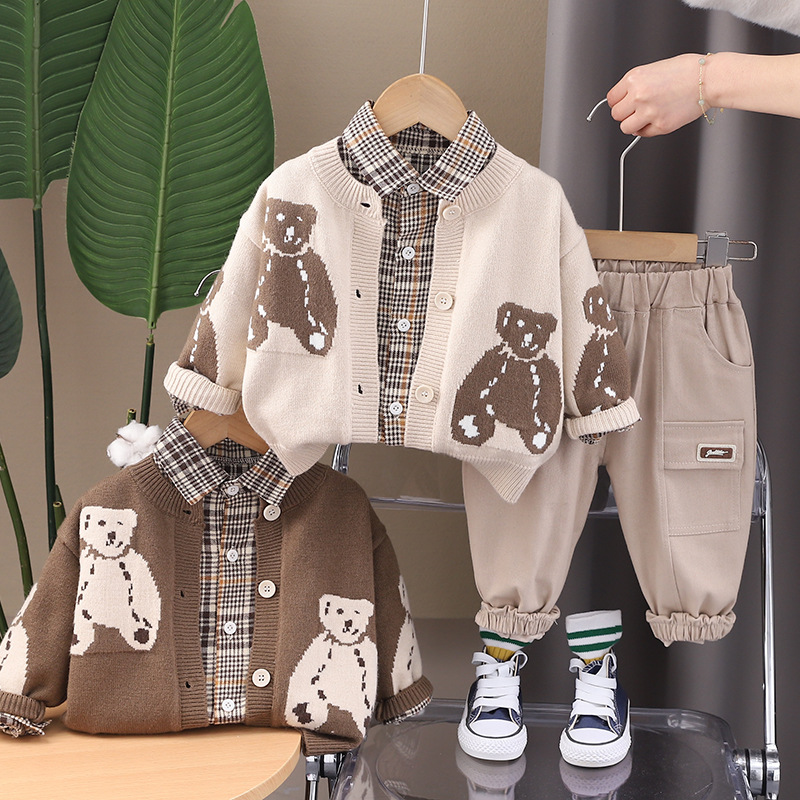 Boys' spring suit 2024 New Korean style baby spring cartoon cardigan sweater three-piece set one-piece fashion