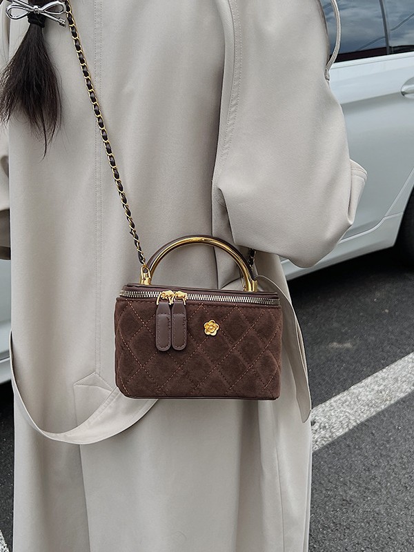 Caja de mano bordada de diamante bolso pequeño cuadrado para mujeres 2025 nuevo cross-border retro empalme cadena mochila de hombro