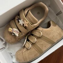 贝壳头魔术贴德训秋冬2025新款增高秋季运动绒面休闲小白鞋学生党