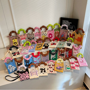 New Teacher Student Gift Mobile Phone Bag Cute Cartoon Animal Knitted Bag Women's Fashion Versatile Personalized Mobile Phone Bag