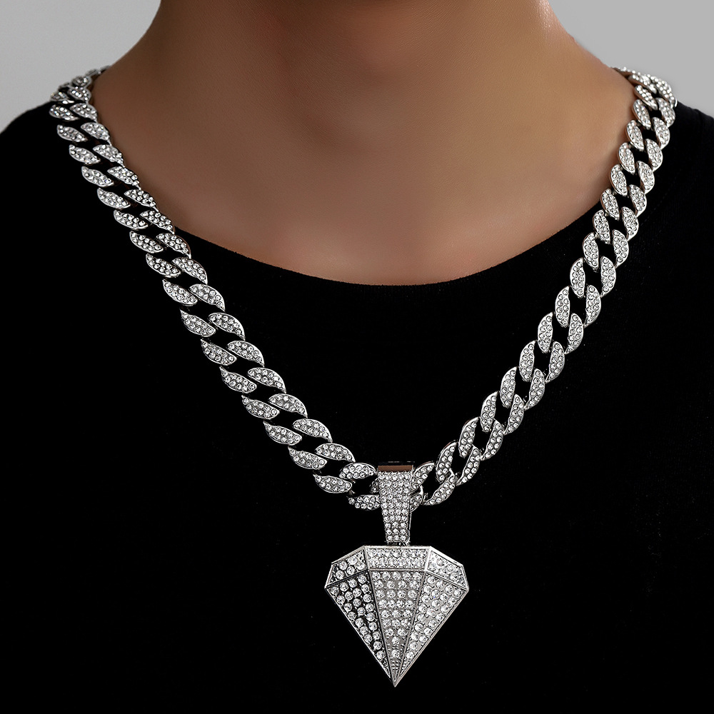 Collar de cadena cubana con colgante de aleación en forma de diamante, estilo hip-hop, moderno y creativo para hombre