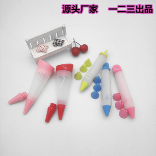 4 Head silicone decorating pen chocolate cream gun decorating gun cookie milker mouth cake writing pen cone