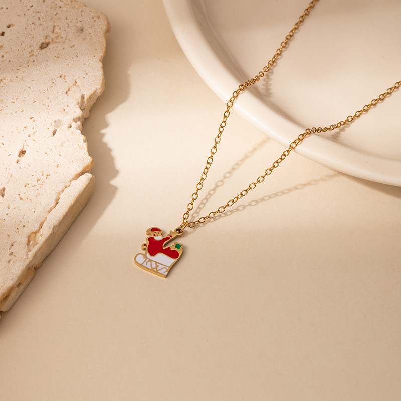 6g Weight 0.03µm Gold Plating Thickness Electroplated Gold Plating Process Golden Plated Plating Material 201 Stainless Steel Pendant Material Pendant Necklace Classification 201 Stainless Steel Chain Material cable chain Chain Type 1 Piece Quantity Holiday, Daily Occasion 201 Stainless Steel Material Santa Claus, Christmas Socks Pattern Women's Gender Cute Style Plating Craft Fashionable Stainless Steel Christmas Cartoon Deer Necklace Creative Design Lockbone Chain Luxury Style Titanium Jewelry For Women 6