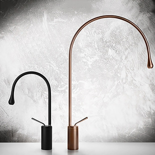 Muku GESSI Jieshi Faucet Goccia Table Basin Island Table Rotating Basin Hot and Cold Water Drop Faucet