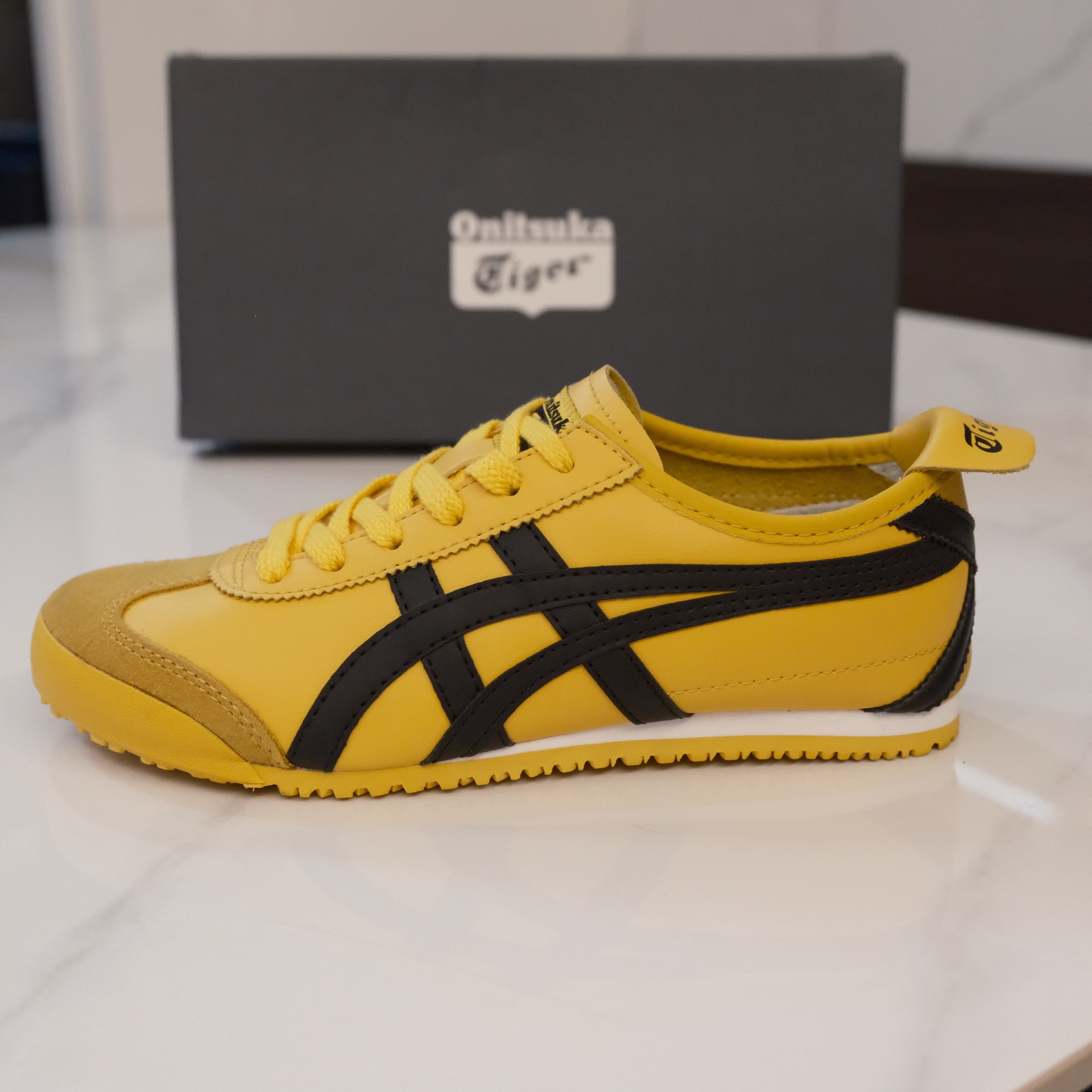 Onitsuka Tiger Women's Shoes, Onitsuka Tiger Men's Shoes, Arthur Casual Shoes, Mexico 66 German Training White Shoes