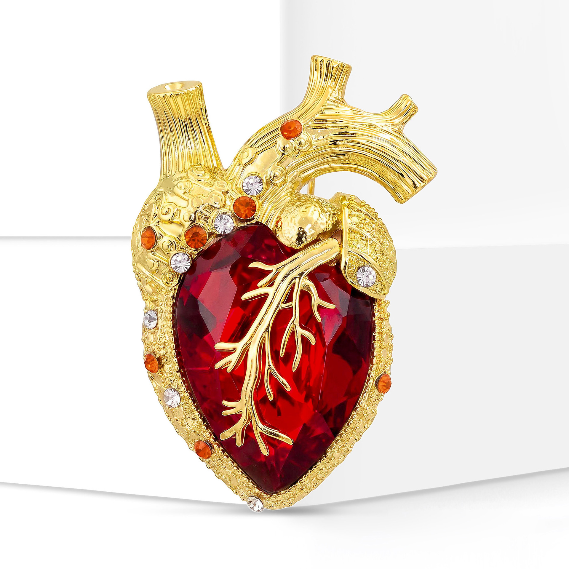 New light luxury alloy enamel heart brooch, creative versatile clothing accessory, direct sale from manufacturer: BR6044