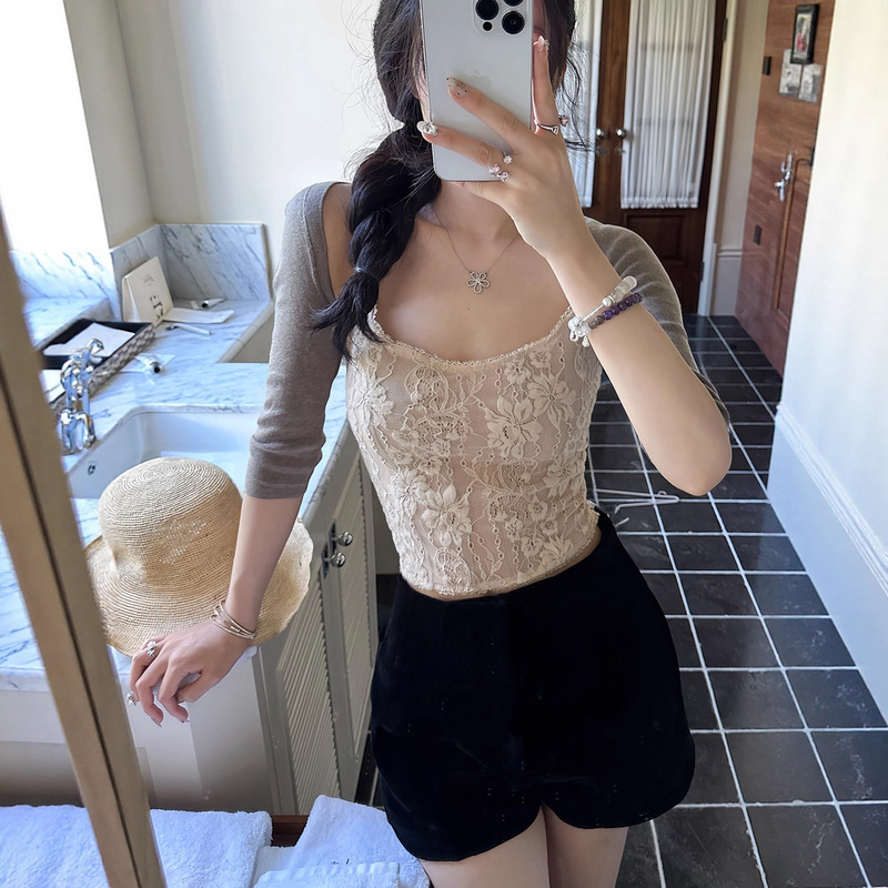 Antique Girl_Beautiful Little Heavy-Duty Lace Embroidered Suspender Cross Vest Pure Lust Style Waist-Cinching Sleeveless Top Summer Antique Girl_Beautiful Little Heavy-Duty Lace Embroidered Suspender Cross Vest Pure Lust Style Waist-Cinching Sleeveless Top Summer