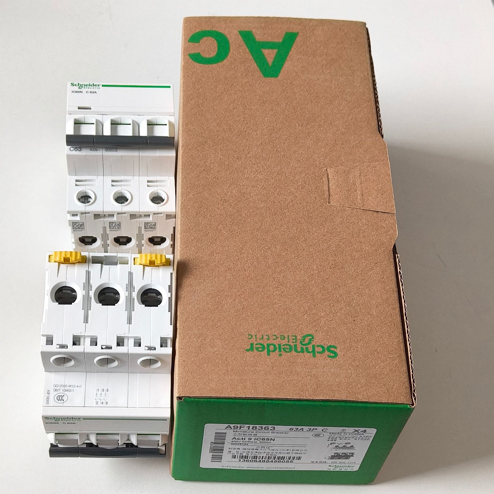 施耐徳IC65N 1P/2P/3P/4P/ 1A-16A-32A--63A全系列C型小型断路器-阿里巴巴
