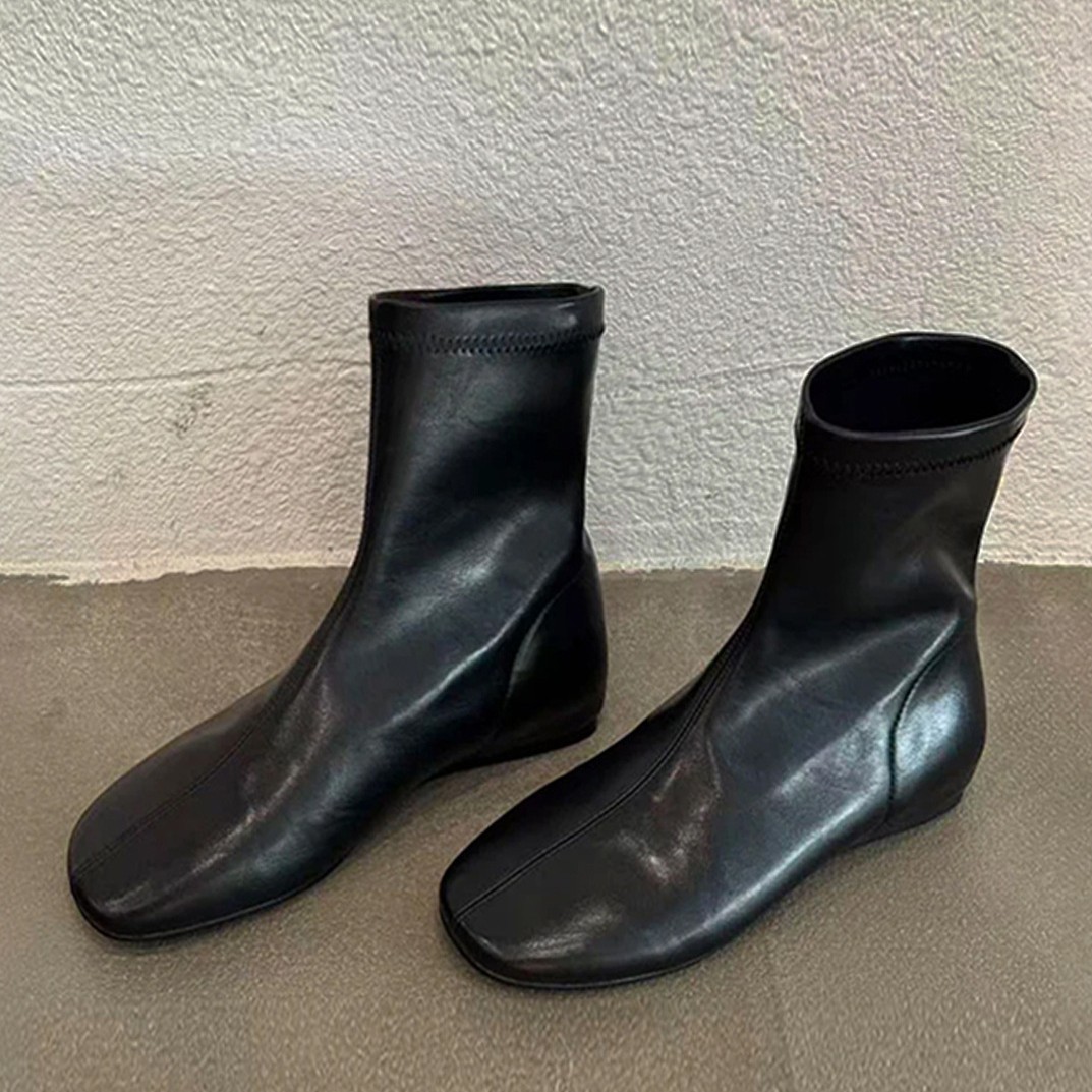 Cowhide Version ~ Inner Heightening Short Boots for Women 2025 Spring & Fall Retro Black Boots Flats French Slim Boots