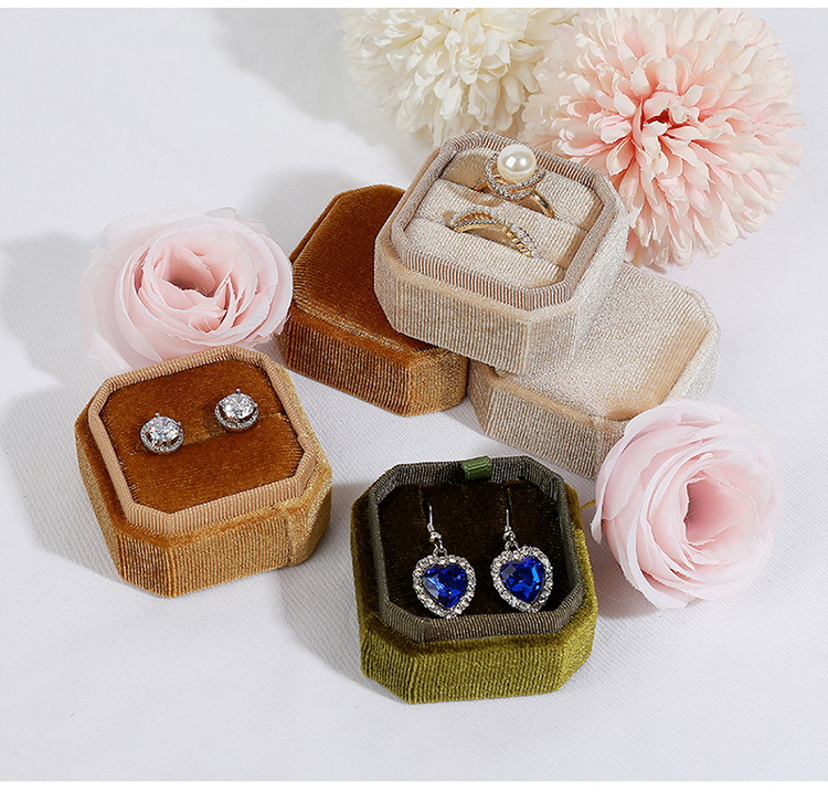 Flannel Material Solid Color Pattern Elegant, Glam Style Elegant Glam Solid Color Flannel Jewelry Boxes