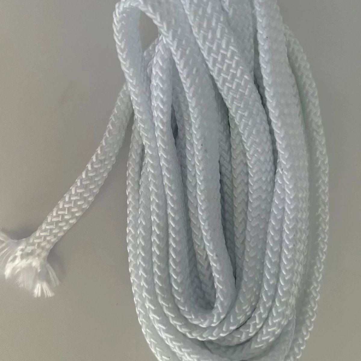 Старый производитель из Шэньчжэня предоставляет услуги OEM-производства для антистатического сетчатого кабельного жгута из белой хлопковой сетки с полиуретановым покрытием, модель 2023 года.