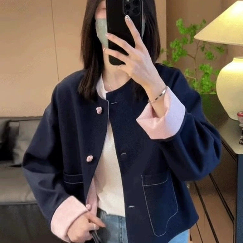 Новая женская куртка в китайском стиле на весну и осень 2025 года, популярный весенний уникальный и стильный двусторонний топ.