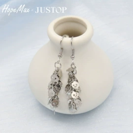 耳环;耳钉;耳坠