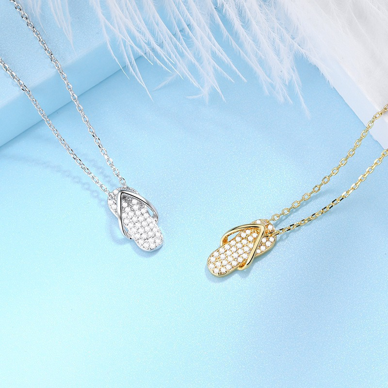 New Fashion Personalized Slippers Pendant Necklace All-match Shiny Exquisite Memorial Creative Birthday Gift Necklace