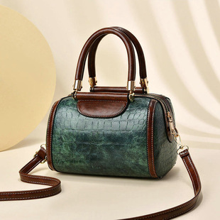 2023�¿�ʯ�^�y���^���������͹�Ů�����e�μ�б���Messenge Bag
