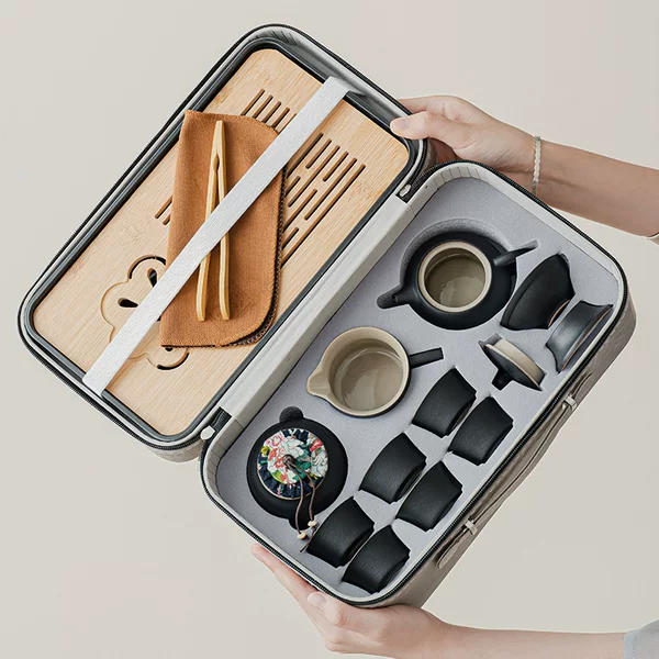 Travel Tea Set Ceramic Teapot and Teacups Outdoor Camping Tea Cups Chinese Style High Aesthetic Value Portable Carrying Bag