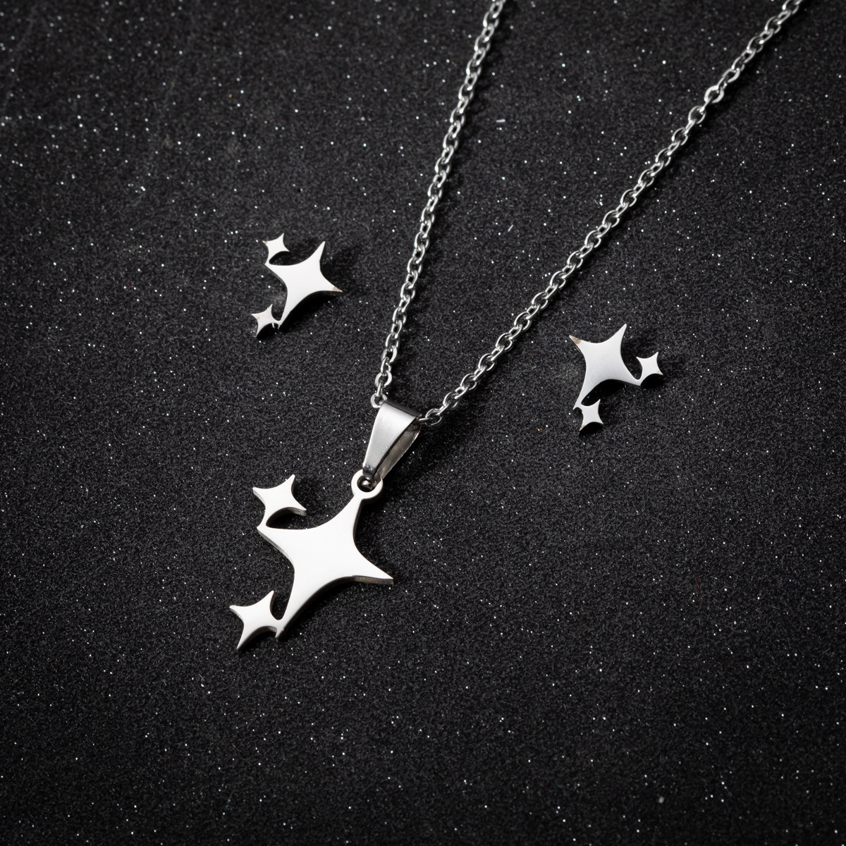 PVD Coated Gold Plating Process 18K Gold, Real Gold Plated Plating Material PVD Coated 18K Gold Real Gold Plated Star 201 Stainless Steel Simple Style Waterproof Non Tarnish Earrings Necklace