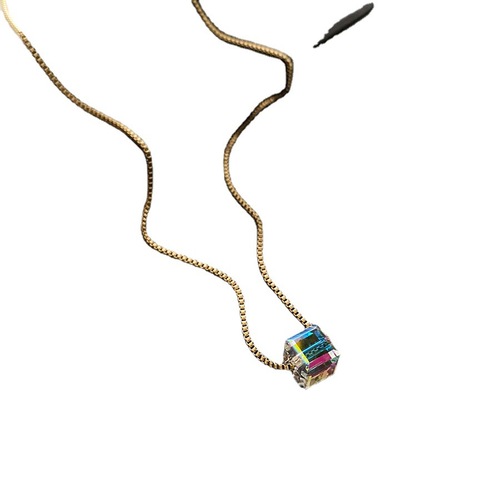 Titanium steel colorfast necklace for women, fashionable and minimalist with colorful square pendant, lockchain, unique and lightweight luxury necklace accessory.