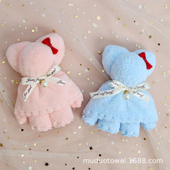 Little Bear Towel Gift Set for Wedding Celebration, Happy New Year Candy Supplies, Children's Teacher Mid-Autumn Festival Gift Items, Wholesale