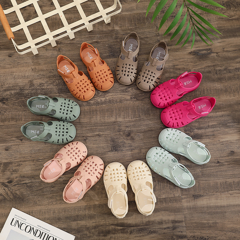 Nuovi sandali spagnoli per bambini Igor Stesso stile Baotou Sandali casual per ragazzi Scarpe in gelatina per ragazze con suola morbida_voghion.com