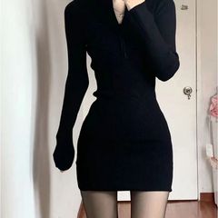 黑色辣妹连衣裙女小个秋冬短裙包臀紧身加厚裙子修身冬装套装冬季