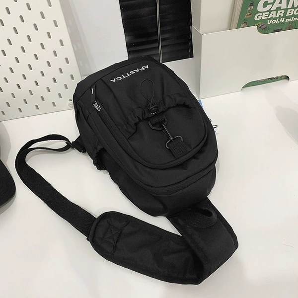 Black [no pendant]