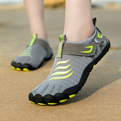 跨境新款一腳蹬戶外越野登山鞋防滑涉水溯溪鞋女士沙灘鞋男款涼鞋