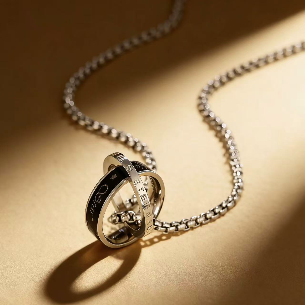 for Men New Trendy Brand Versatile High-end Niche Titanium Steel Pendant Sweatshirt Sweater Chain Internet Celebrity_voghion.com
