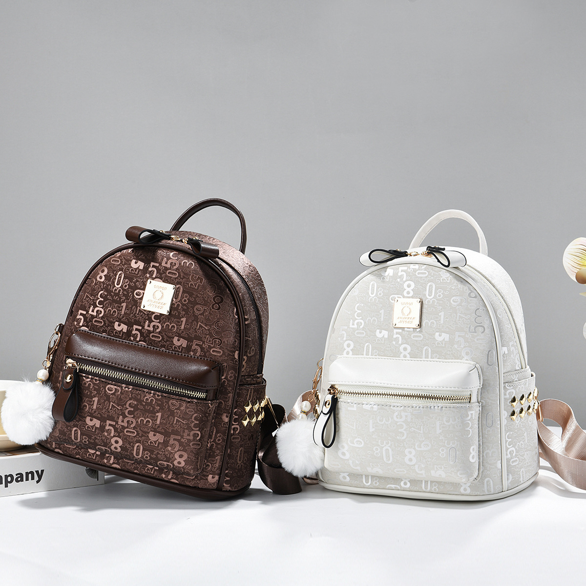 2026 nuevo temperamento retro alfanumérico impresión mochila de lujo mochila de mujer estudiantes bolsas de mujer casuales universales