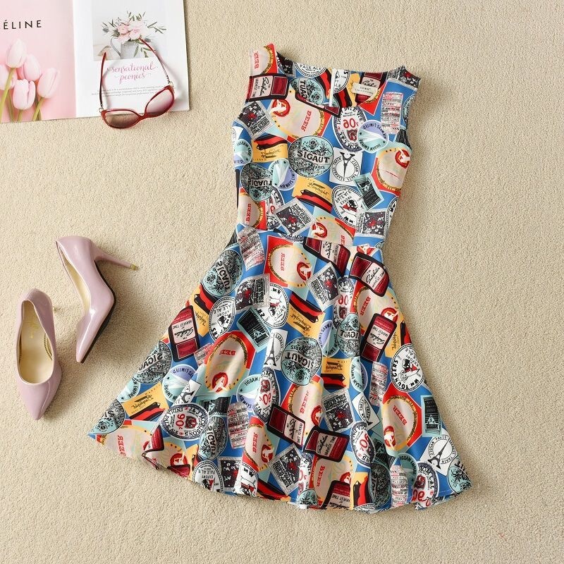 2026 Korean Version New Floral Dress with a Slimming Effect, Sweet Style for Students and Young Girls, Trendy Sleeveless Tank Dress 2026 Korean Version New Floral Dress with a Slimming Effect, Sweet Style for Students and Young Girls, Trendy Sleeveless Tank Dress
