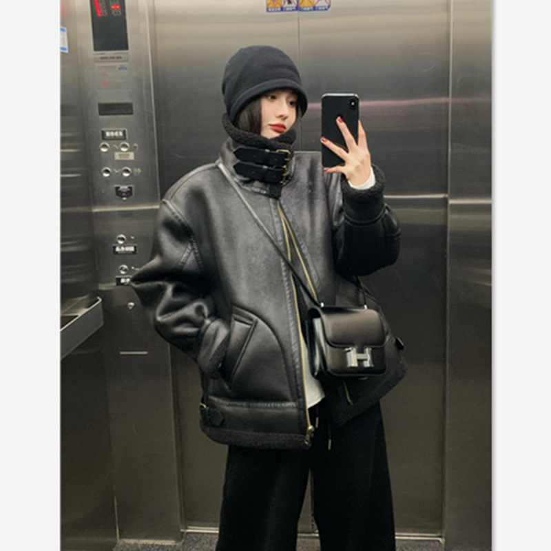 New High-End Fur All-In-One Women's Lamb Wool Winter 2024 Thickeneded Black Motorcycle Jacket Velvet Suede