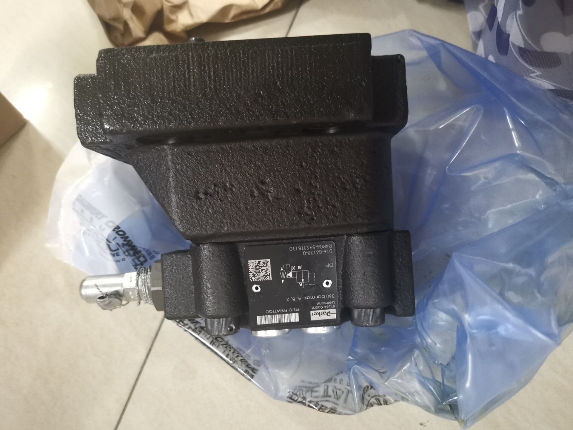 PARKER  016-86138-0 R4R06-59531B110其他液压元件