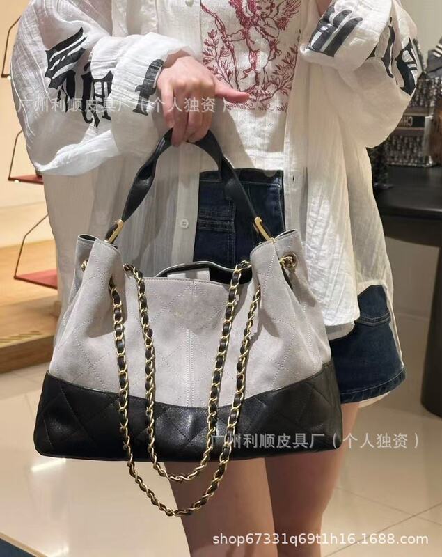 广州高版25A小香麂皮双拼色菱格托特包hobo菱格链条真皮横版女包|undefined