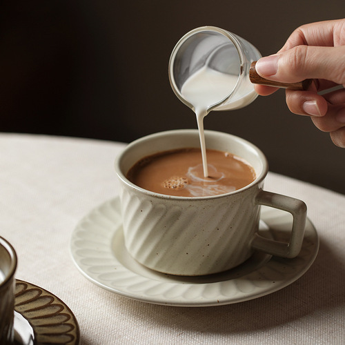 Handmade Japanese-style Retro Coffee Cup & Saucer Set — Perfect Gift for Souvenirs, Afternoon Tea, or Couples' Mugs—Crafted from Stoneware Coffee Cups