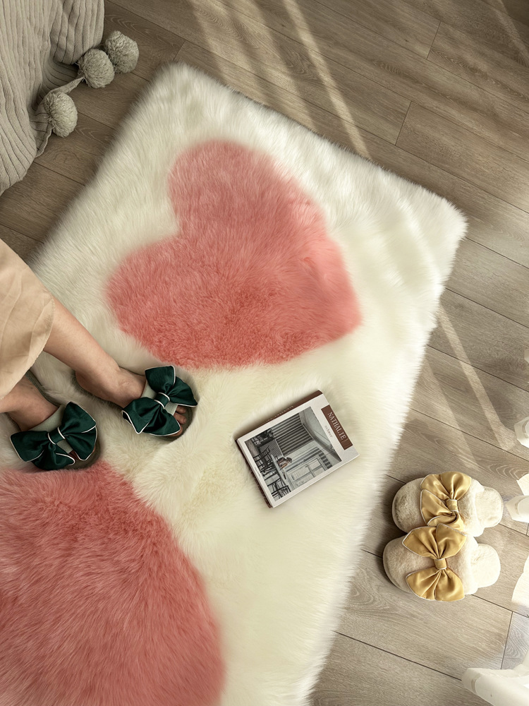 Imitation Wool Bedside Carpet Pink Heart-Shaped Plush Floor Mat Wedding Room Daughter's Room Cute Bay Window Blanket Heart Sofa Cushion
