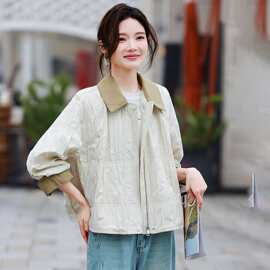 气质撞色翻领短外套女春秋2026新款巨好看小个子风衣减龄夹克上衣