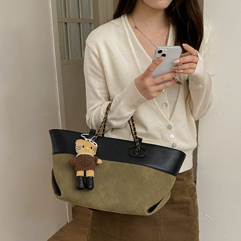 Túi tote nữ da PU cao cấp thiết kế tối giản dáng shopping bag dung lượng lớn đi làm — Màu vàng nâu không có mặt dây chuyền, Màu xanh lá cây không có mặt dây chuyền, Màu xám không có mặt dây chuyền, kaki không có mặt dây chuyền chi tiết 26