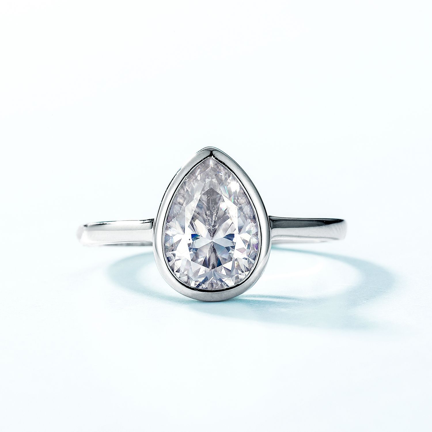 Especial transfronterizo para gotas de agua, anillo de piedra de moissanita brillante femenino S925 con incrustaciones de plata D anillo de dedo de Moissan, atmósfera simple europea y americana